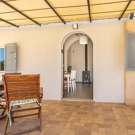 Holiday home Les Oliveres Petites En Escapada R *